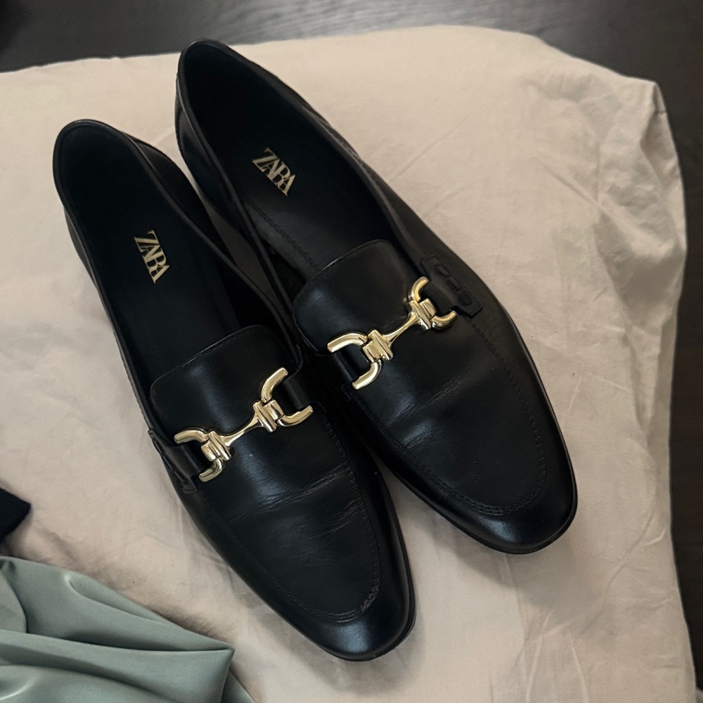 Zara Woman’s Black Loafers with Gold Accent